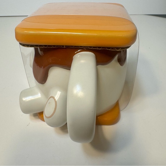 NWT. Disney Mug Baymax Smores Munchlings Ceramic 16oz Coffee Mug With Lid. - Picture 3 of 8